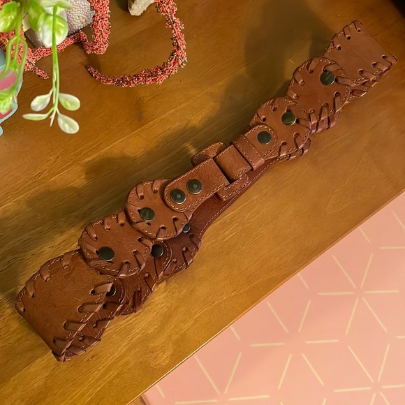 Chloe Accessories - Chloé Leather Whipstitched low Slung Belt